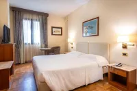 Hotel Airone