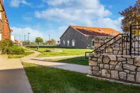 Countryside Suites Kansas City Independence I-70 East Sports Complex Hotel