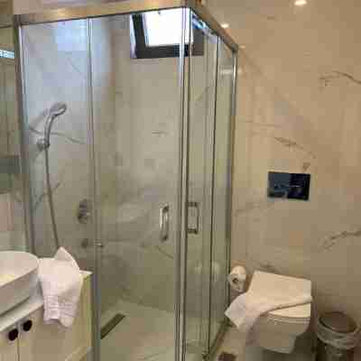 Luxury Private Heated Pool Villa C-Two Rooms