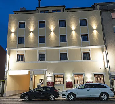 Hotel König Hotels near Bohemian Prater