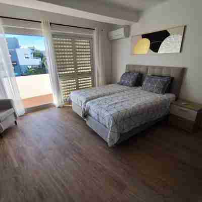 Praia dos Aveiros, one-bedroom, renovated, 5 minutes walk from the beach - Albufeira INN Rooms
