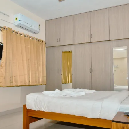 Coral Shelters Service Apartments Ponmeni