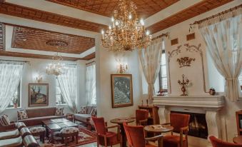 Hotel Argjiro