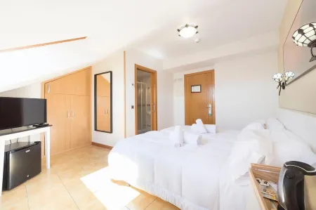 Stellae Luscofusco Отели рядом с достопримечательностью «Miradoiro Costa Vella»