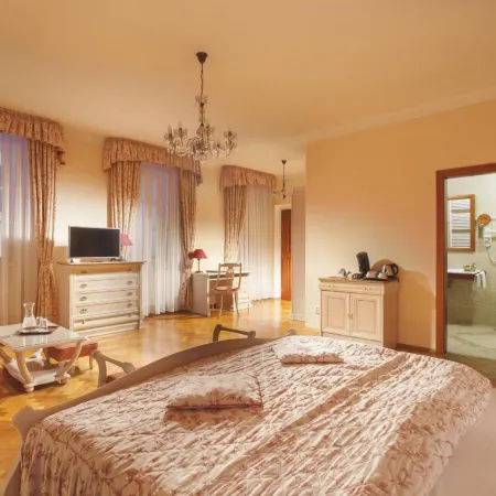 Boutique Hotel Constans