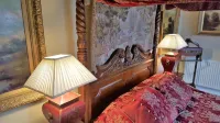 Beggar's Knap Hotels in Winterbourne Abbas