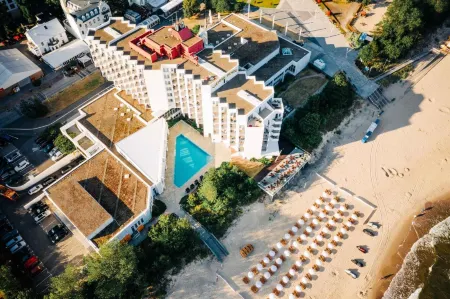 緬濟茲德羅耶波羅的海琥珀温德姆維也納之家酒店