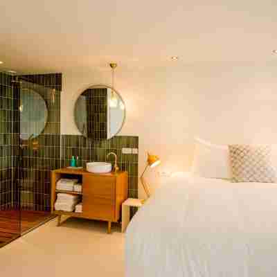 The Sunset Apartments Rooms