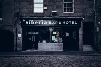 西伯利亞酒吧飯店 Aberdeen Town House附近的飯店