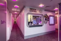 Yotelair London Gatwick Airport