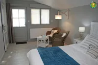 Le Clos du Miroir Hotels in Wismes