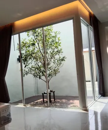 ห้องดีลักซ์ เตียงใหญ่ 1 เตียง