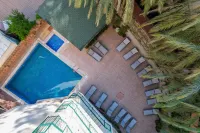 Yuvam Prime Beach Hotel - pantai