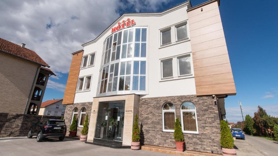 Hotel Stari Krovovi