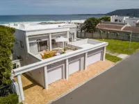 Hermanus Beachfront Lodge Hotels in Hermanus