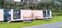 Opunake Beach Holiday Park - พร้อมWifi