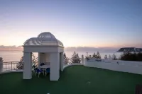 Burleigh Mediterranean Resort Hotel di Burleigh Heads