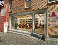 Gästehaus & Weingut Peth Hebamme Claudia Weber 주변 호텔