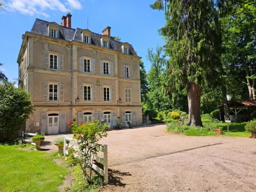 Château de MontSablé Các khách sạn ở Puy-Guillaume