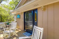 Walk to Beach & Family Fun! Emerald Isle Home - parking