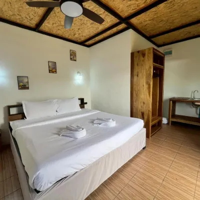 Lanta Ban Suan Yoo Dee Hotels near Lanta Monkey School