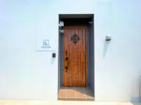 [Churaumi/Kouri] 1min Beach/Hotel-Quality Villa/Max 10ppl/2 Parking/White Cube Yagaji Okinawa -  Holiday Villas