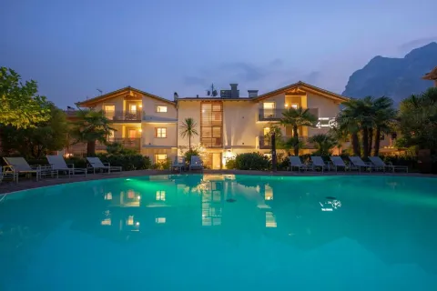 4리모니 아파트먼트 리조트