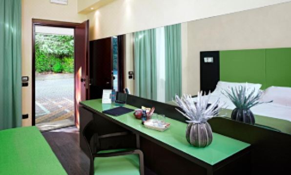 Blue Relais Maggiore - Housity