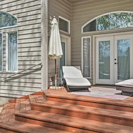 1 Mi to Drinks and Dining Getaway in Grants Pass