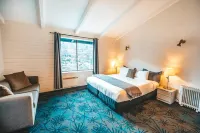 Bernti's Mountain Inn Hotels in Thredbo
