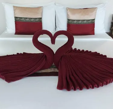 สตูดิโอลักซ์ชัวรี