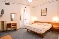 Hotel Modena Old Town - Wifi