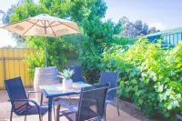 McLaren Vale Studio Apartments Hotels in Port Noarlunga South