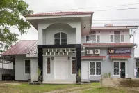 Zazadior Residence Syariah Near Pantai Padang Mitra RedDoorz 住宿飯店