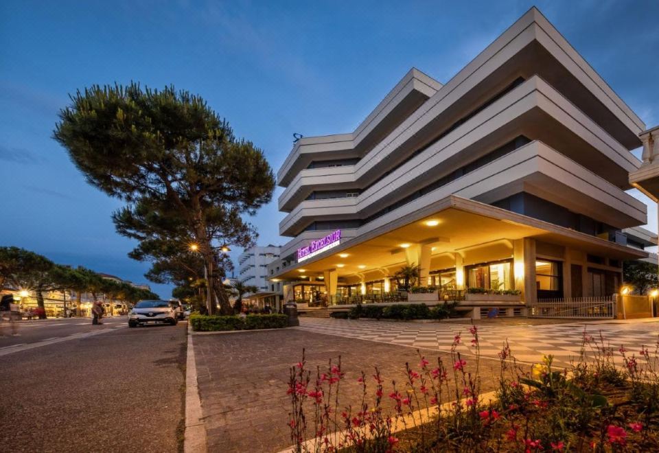 hotel overview picture