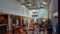 Caruma Surf Hostel