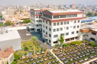 AL YARMOUK INTERNATIONAL HOTEL Hotels near Green neighborhood park-منتزه حي الخضراء
