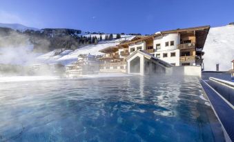 Natur- & Wanderhotel Tuxertal