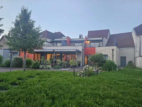 Au Coeur des Bulles Hotels in Aube
