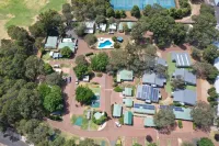 Margaret River Tourist Park - parking