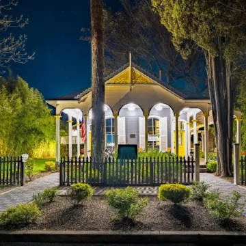 Brannan Cottage Inn