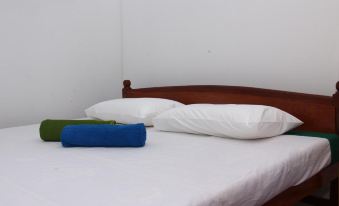 Sun Bird Eco Guest Mirissa