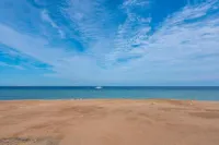 Royal Villa on the beach - วิลล่า