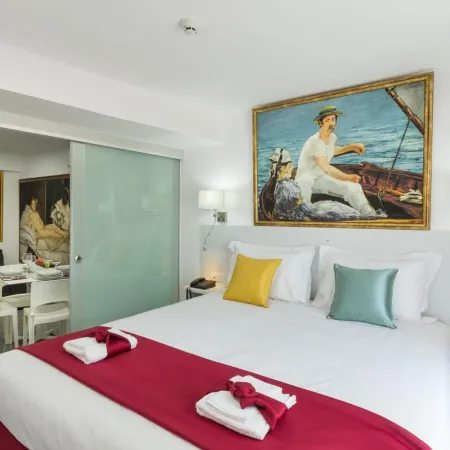 Art & Wine Boutique Hotel