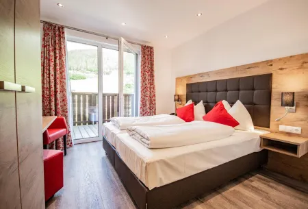 Hotel Wilder Mann Отели в г. Гемайнде Штайнах ам Бреннер