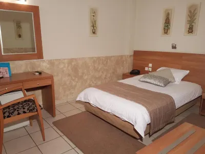 Hotel Ideal Hôtels à proximité de : Ellis Fun Park