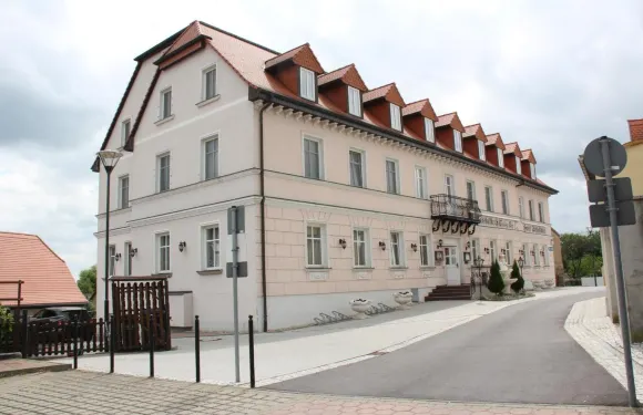 特雷布森施勞斯伯力克酒店