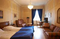 Sjømilitære Samfund Hotels in Horten