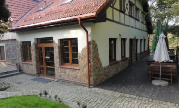 Chata nad Sztolnią - Housity