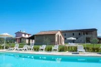 Agriturismo la Collina del Sole - Villas